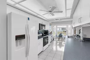 9052 Arundle Pl, New Port Richey, FL 34655 - Photo 8