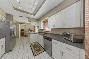 10665 Fallen Leaf Ln, Port Richey, FL 34668 - Photo 18