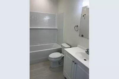 2020 14th Avenue S #2020 1/2, Saint Petersburg, FL 33712 - Photo 4