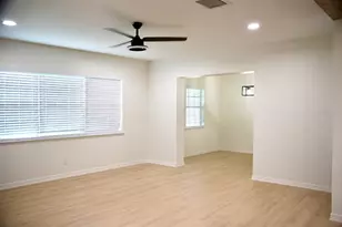 4636 W Bay Ct Ave, Tampa, FL 33611 - Photo 10