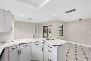 8022 Idle Briar Ln, Port Richey, FL 34668 - Photo 30