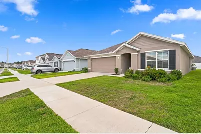 4052 Autumn Amber Drive, Spring Hill, FL 34609 - Photo 2