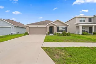 4052 Autumn Amber Dr, Spring Hill, FL 34609 - Photo 4