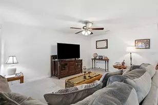 4052 Autumn Amber Dr, Spring Hill, FL 34609 - Photo 8