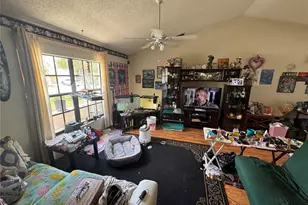 7631 Shapleigh Dr, Port Richey, FL 34668 - Photo 2