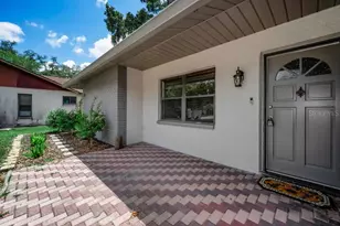 2761 Oak Bend Ct, New Port Richey, FL 34655 - Photo 4