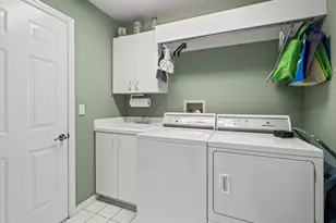 9355 Merriweather Dr, Weeki Wachee, FL 34613 - Photo 40