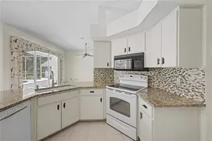 10376 Henderson St, Spring Hill, FL 34608 - Photo 20