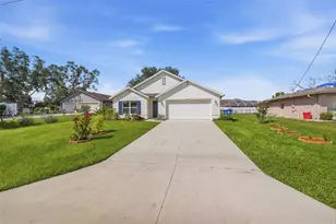 11215 Murraysville Dr, Spring Hill, FL 34609 - Photo 2