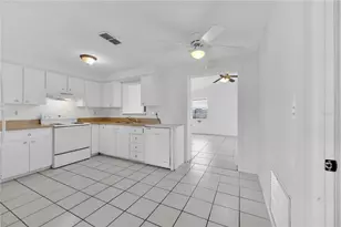 6318 Baldwyn Ave, New Port Richey, FL 34653 - Photo 14