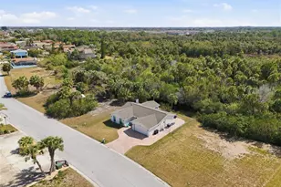 5728 Seabreeze Dr, Port Richey, FL 34668 - Photo 8