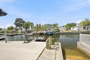 7037 McCray Dr, Hudson, FL 34667 - Photo 18