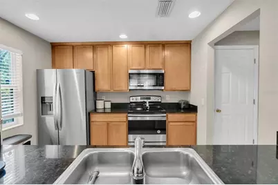 9548 Charlesberg Drive, Tampa, FL 33635 - Photo 6