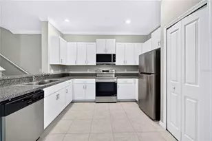 11855 Dumaine Valley Rd, Riverview, FL 33579 - Photo 12