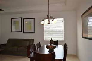 659 Winthrop Dr, Spring Hill, FL 34609 - Photo 10