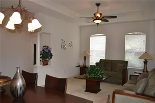 659 Winthrop Dr, Spring Hill, FL 34609 - Photo 6
