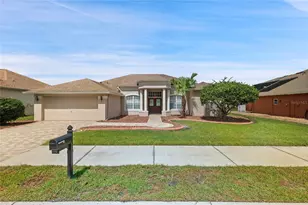 7154 Melogold Cir, Land O Lakes, FL 34637 - Photo 1