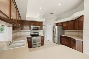 7154 Melogold Cir, Land O Lakes, FL 34637 - Photo 14