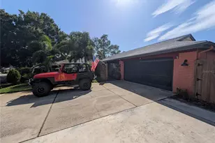 3849 Edgemont Dr, New Port Richey, FL 34652 - Photo 2