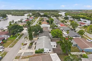 1207 Lodestar Dr, Holiday, FL 34690 - Photo 26