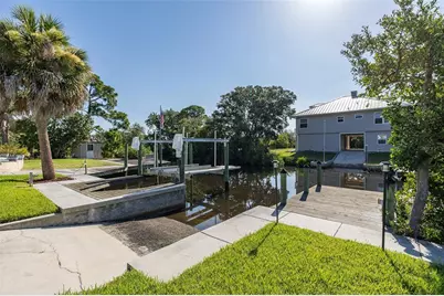3318 Pineview Drive, Holiday, FL 34691 - Photo 2