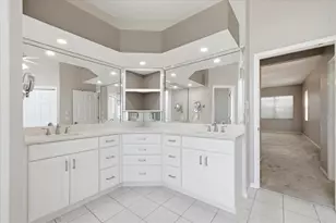 8402 Maybelle Dr, Weeki Wachee, FL 34613 - Photo 30