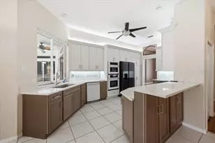 8402 Maybelle Dr, Weeki Wachee, FL 34613 - Photo 18