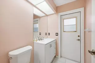 8402 Maybelle Dr, Weeki Wachee, FL 34613 - Photo 24