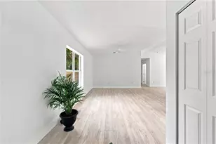 6812 Lyman Ave, Tampa, FL 33610 - Photo 4