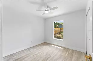 6812 Lyman Ave, Tampa, FL 33610 - Photo 14