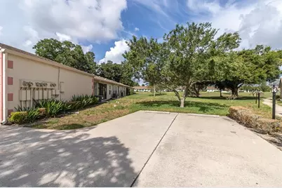 11337 Versailles Lane, Port Richey, FL 34668 - Photo 40
