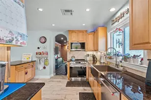 1468 Sandalwood Dr, Dunedin, FL 34698 - Photo 8