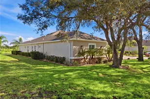 9215 Lake Cypress Loop, Weeki Wachee, FL 34613 - Photo 60