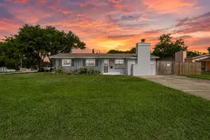 8900 59th Way, Pinellas Park, FL 33782 - Photo 2