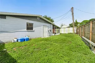 8900 59th Way, Pinellas Park, FL 33782 - Photo 30