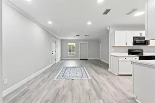 7178 Holiday Dr, Spring Hill, FL 34606 - Photo 20