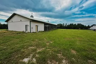24087 Twister Ln, Brooksville, FL 34602 - Photo 4