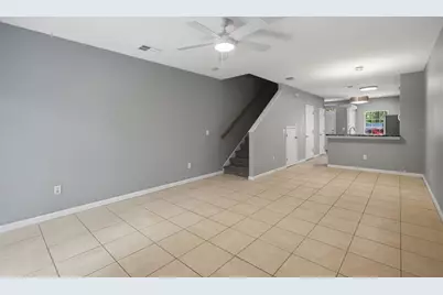 5822 Nature Terrace Cove, Tampa, FL 33617 - Photo 4