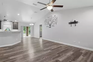 8962 N Stern Way, Citrus Springs, FL 34434 - Photo 4