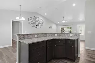 8962 N Stern Way, Citrus Springs, FL 34434 - Photo 10