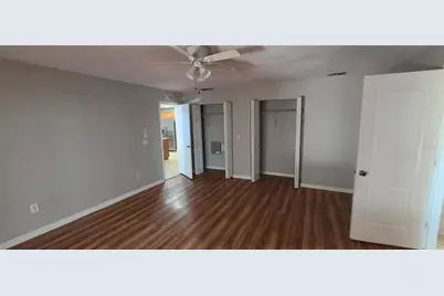 6807 E North Bay Street, Tampa, FL 33610 - Photo 20