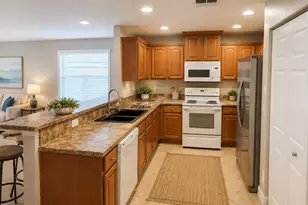 6807 E North Bay St, Tampa, FL 33610 - Photo 4