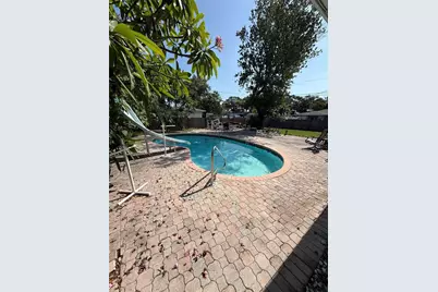 1410 Kings Highway, Clearwater, FL 33755 - Photo 20
