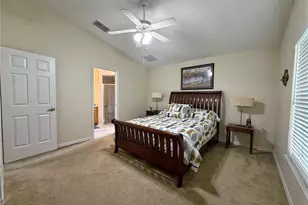 259 Center Oak Cir, Spring Hill, FL 34609 - Photo 10