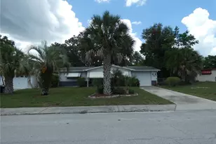 5248 Ironwood Ln, New Port Richey, FL 34653 - Photo 1