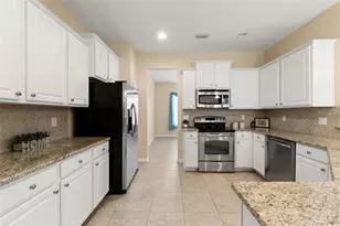 13589 Hunters Point St, Spring Hill, FL 34609 - Photo 14