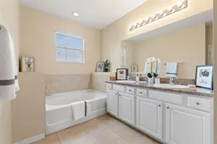 13589 Hunters Point St, Spring Hill, FL 34609 - Photo 38