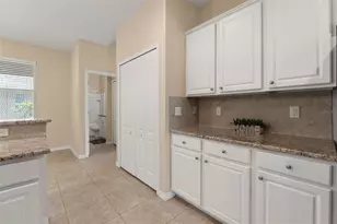 13589 Hunters Point St, Spring Hill, FL 34609 - Photo 18