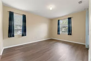 13589 Hunters Point St, Spring Hill, FL 34609 - Photo 32