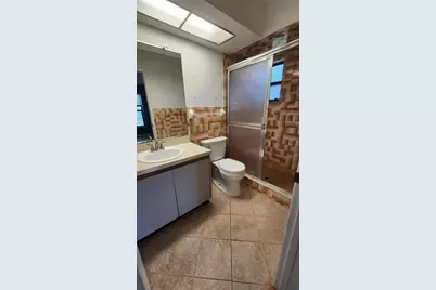 155 69th Avenue N, Saint Petersburg, FL 33702 - Photo 16